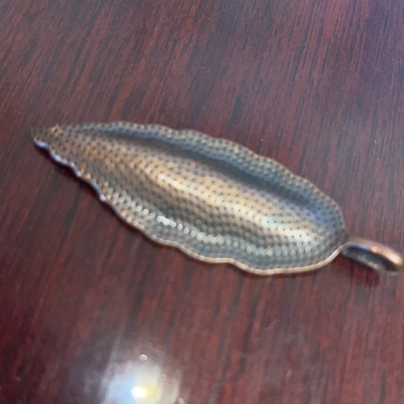 Copper leaf charm 2.5” - Picture 3 of 3